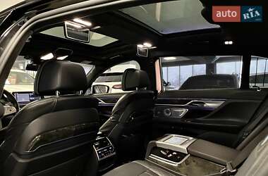 Седан BMW 7 Series 2019 в 