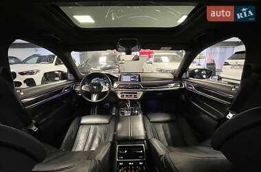 Седан BMW 7 Series 2019 в 