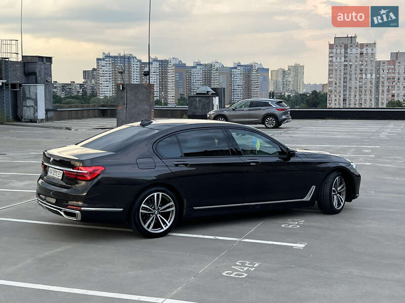 Седан BMW 7 Series 2016 в Києві