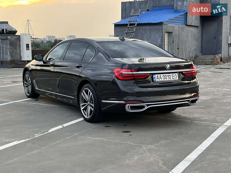 Седан BMW 7 Series 2016 в Києві
