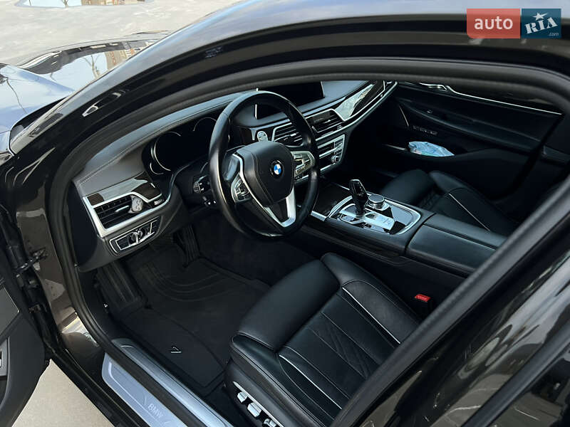 Седан BMW 7 Series 2016 в Києві
