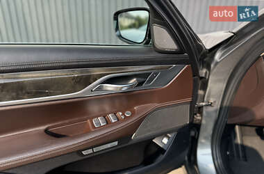 Седан BMW 7 Series 2017 в 