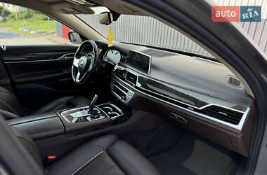 Седан BMW 7 Series 2017 в 