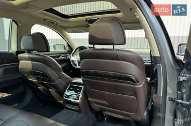 Седан BMW 7 Series 2017 в 