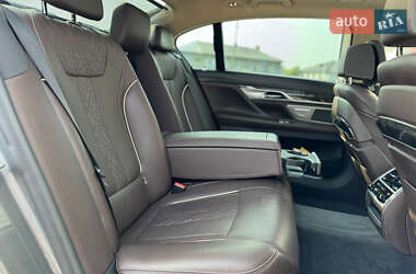 Седан BMW 7 Series 2017 в 