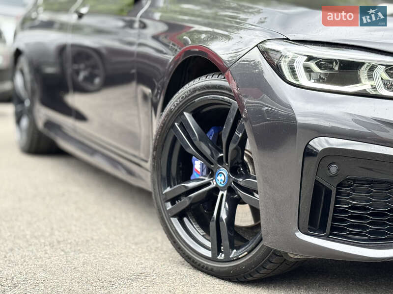 Седан BMW 7 Series 2016 в Киеве