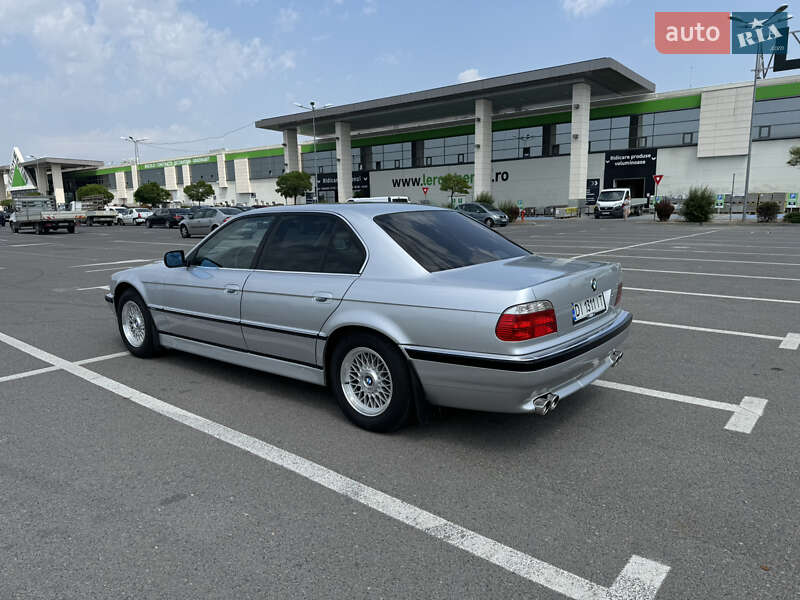 Седан BMW 7 Series 1998 в Рени
