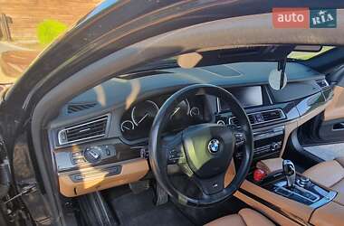 Седан BMW 7 Series 2013 в 