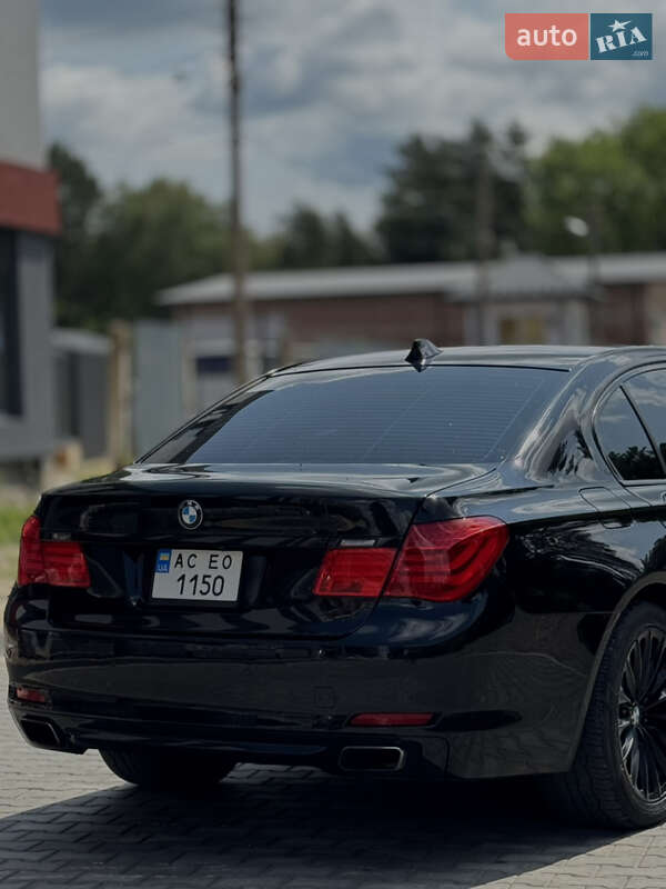 Седан BMW 7 Series 2010 в Ковелі