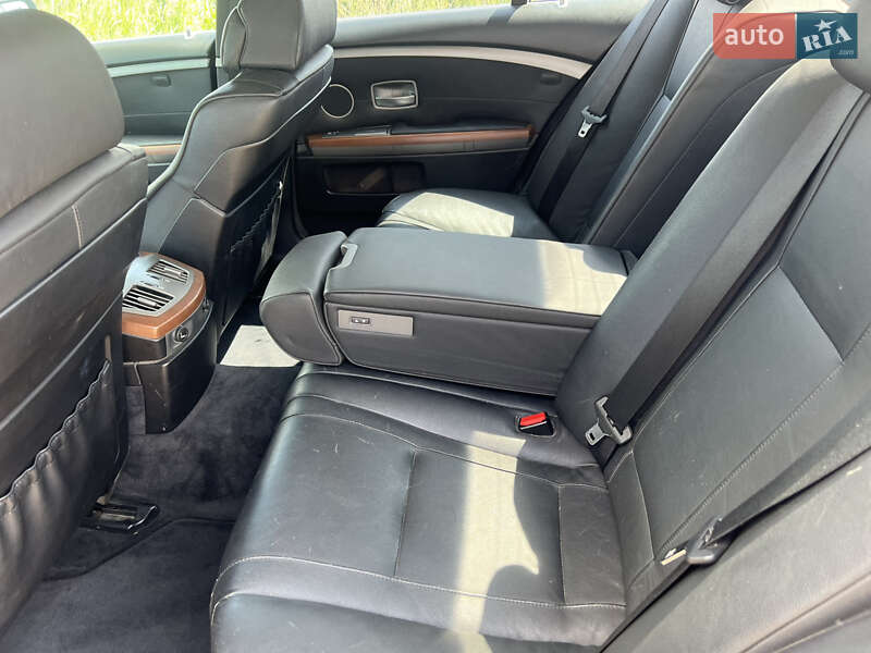 Седан BMW 7 Series 2008 в Львові