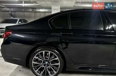 Седан BMW 7 Series 2022 в 