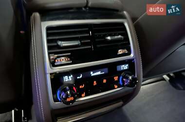 Седан BMW 7 Series 2022 в 