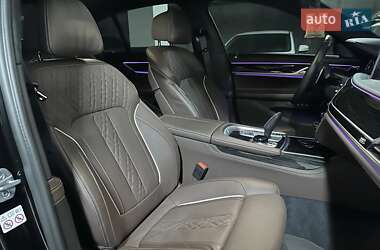 Седан BMW 7 Series 2022 в 