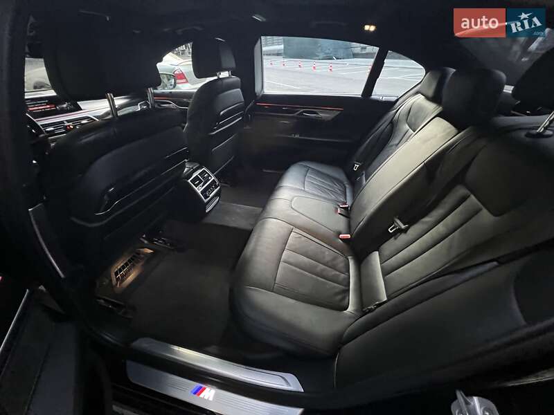 Седан BMW 7 Series 2018 в Одессе
