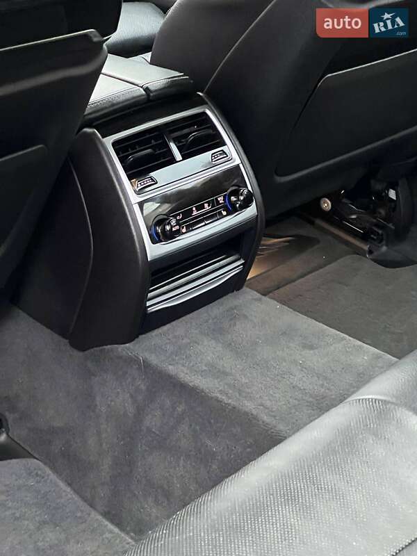 Седан BMW 7 Series 2018 в Одессе