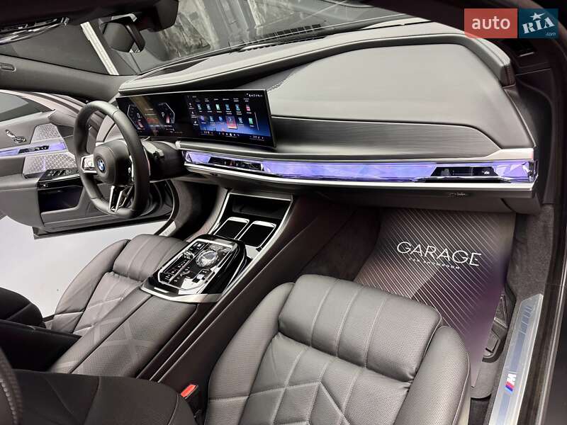 Седан BMW 7 Series 2022 в Києві