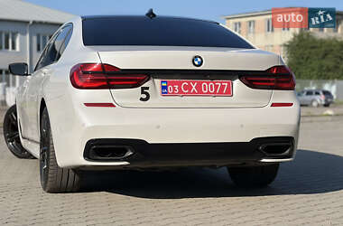 Седан BMW 7 Series 2016 в Нововолынске