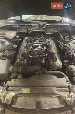 Седан BMW 7 Series 2000 в 