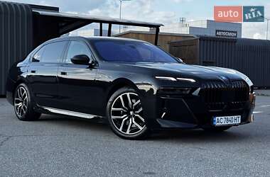 Седан BMW 7 Series 2023 в 