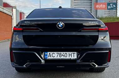 Седан BMW 7 Series 2023 в 