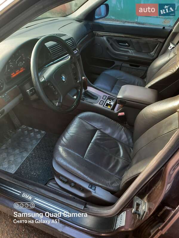 Седан BMW 7 Series 1997 в Киеве