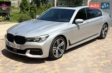 Седан BMW 7 Series 2015 в Рівному