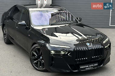 Седан BMW 7 Series 2022 в 