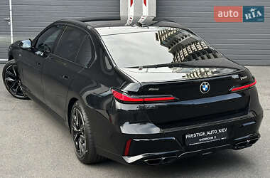 Седан BMW 7 Series 2022 в 