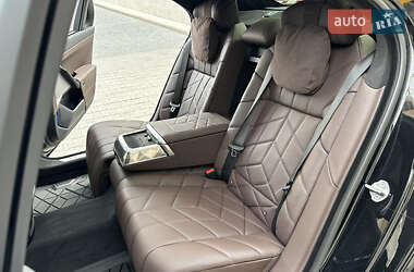 Седан BMW 7 Series 2022 в 