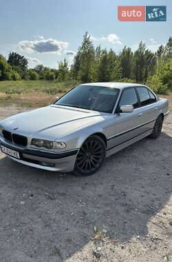 Седан BMW 7 Series 2000 в Смеле