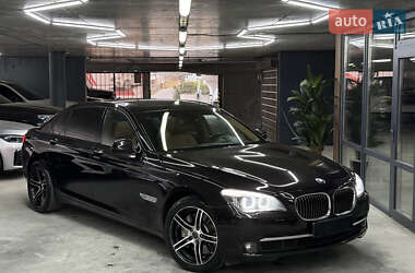 Седан BMW 7 Series 2010 в Одессе
