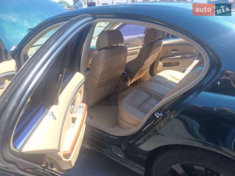 Седан BMW 7 Series 2001 в Виннице