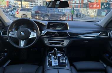 Седан BMW 7 Series 2022 в Києві