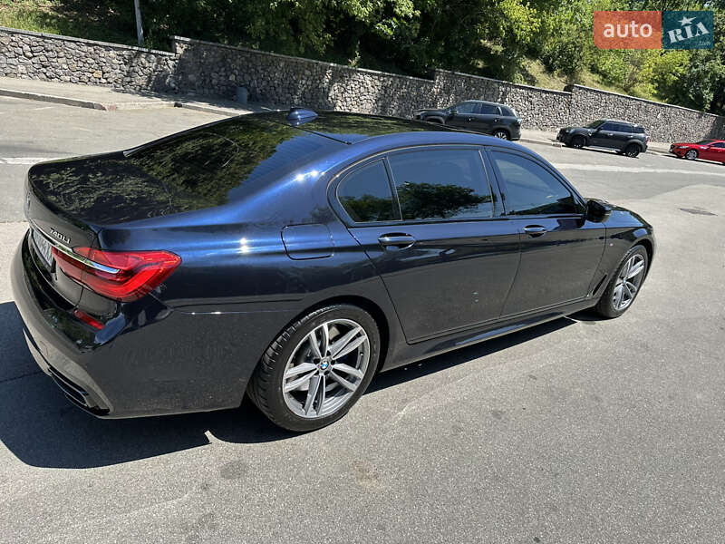 Седан BMW 7 Series 2017 в Києві
