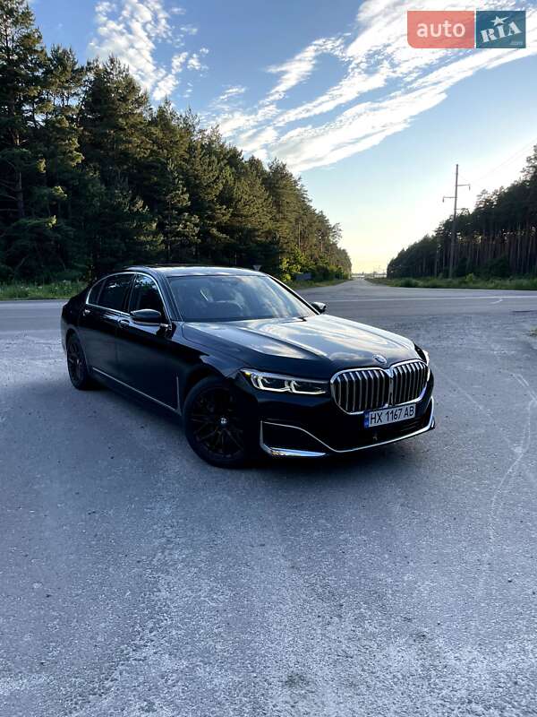 Седан BMW 7 Series 2019 в Нетішині