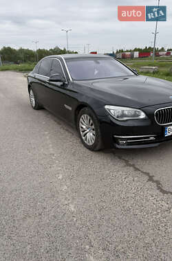 Седан BMW 7 Series 2012 в Львові