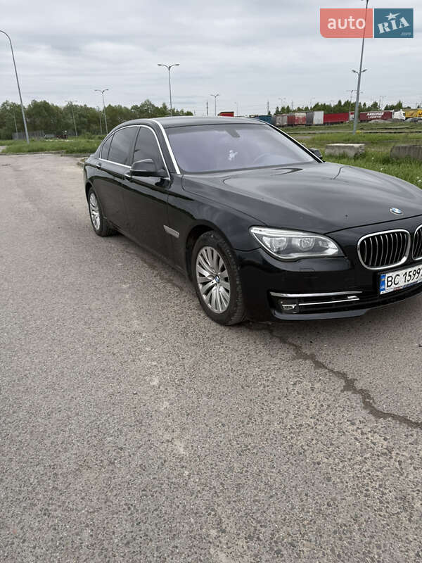 BMW 7 Series 2012