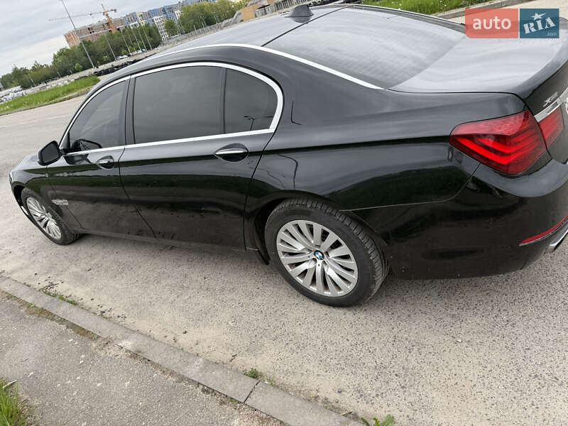 Седан BMW 7 Series 2012 в Львове фото 6 Седан BMW 7 Series 2012 в Львове