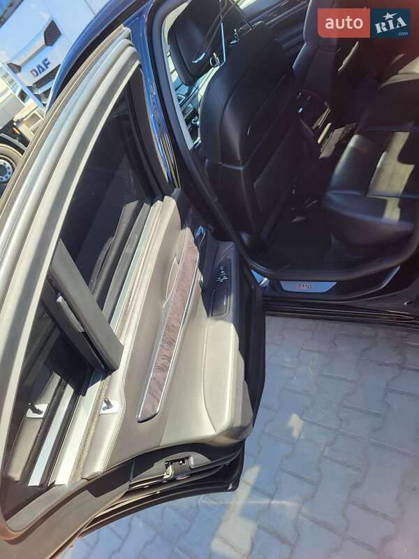 Седан BMW 7 Series 2010 в Хмельницком