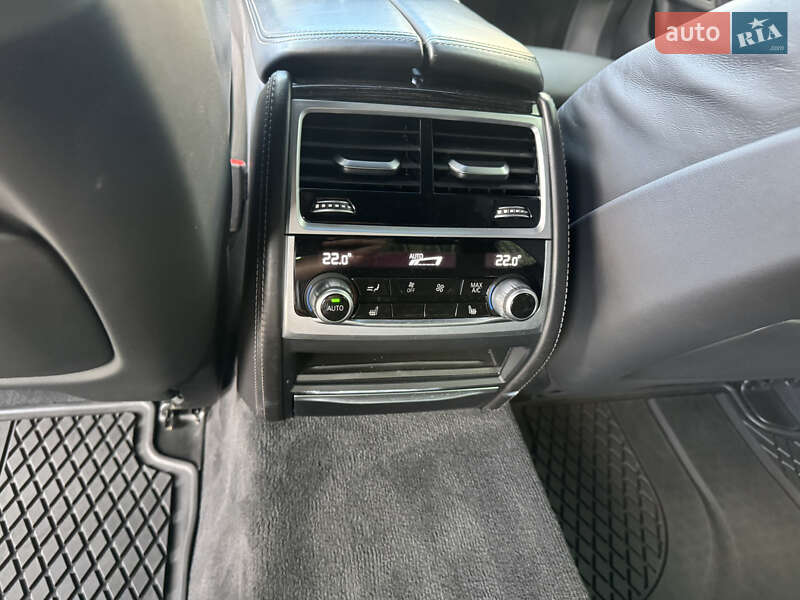 Седан BMW 7 Series 2019 в Киеве фото 16 Седан BMW 7 Series 2019 в Киеве