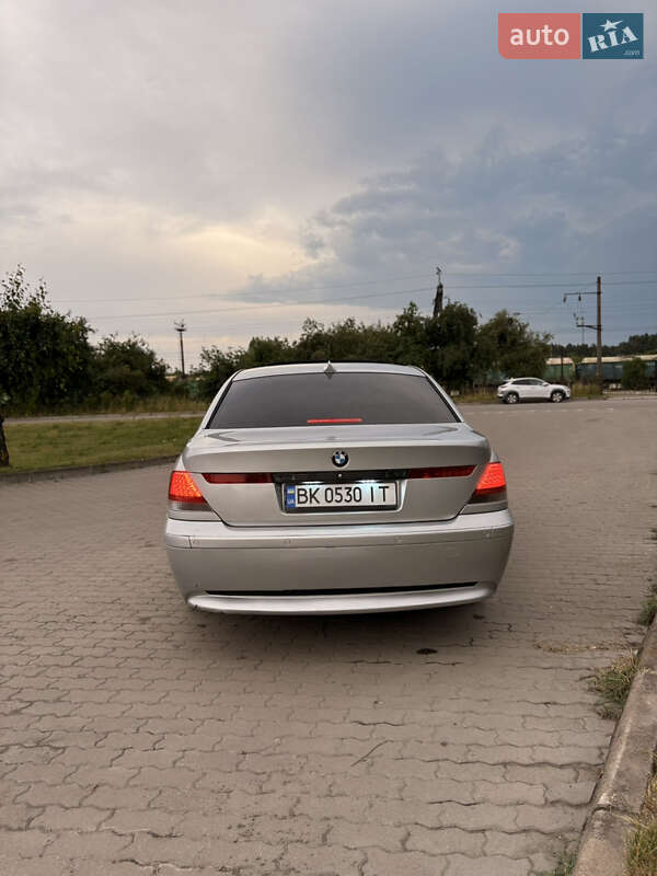 Седан BMW 7 Series 2003 в Бродах