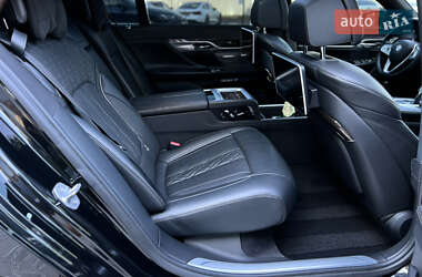 Седан BMW 7 Series 2017 в 