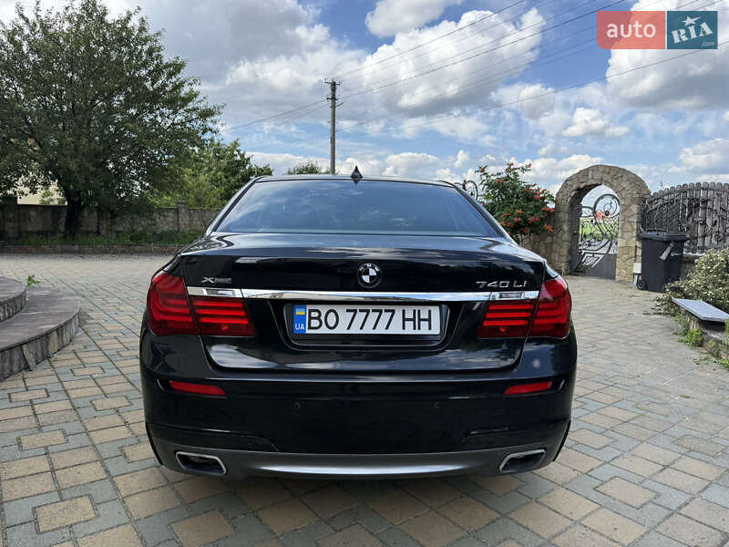 Седан BMW 7 Series 2014 в Тернополі