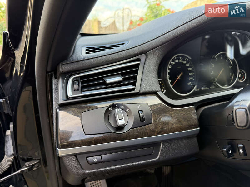 Седан BMW 7 Series 2014 в Тернополі