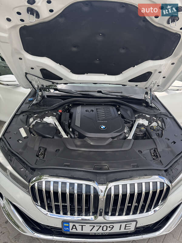 Седан BMW 7 Series 2019 в Ивано-Франковске