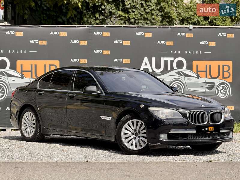 BMW 7 Series 2011