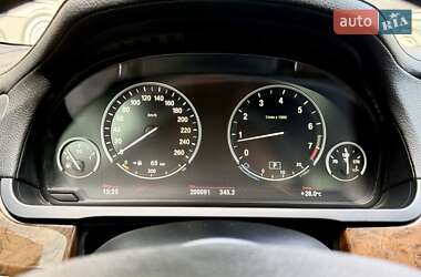 Седан BMW 7 Series 2011 в 