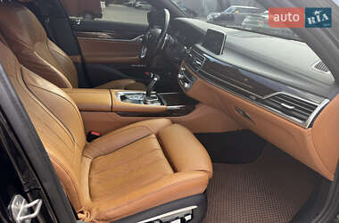 Седан BMW 7 Series 2015 в Хмельницком фото 9 Седан BMW 7 Series 2015 в Хмельницком