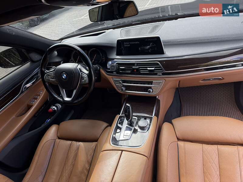 Седан BMW 7 Series 2015 в Хмельницком фото 11 Седан BMW 7 Series 2015 в Хмельницком