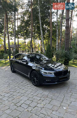 Седан BMW 7 Series 2015 в 